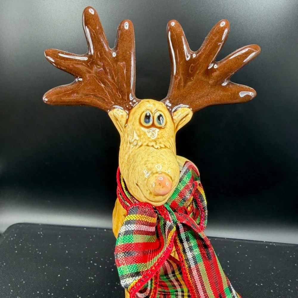 Ceramic Reindeer Bud Vase Christmas Holiday Decor Plaid‎ Bow 11.5 Inch Tan Brown